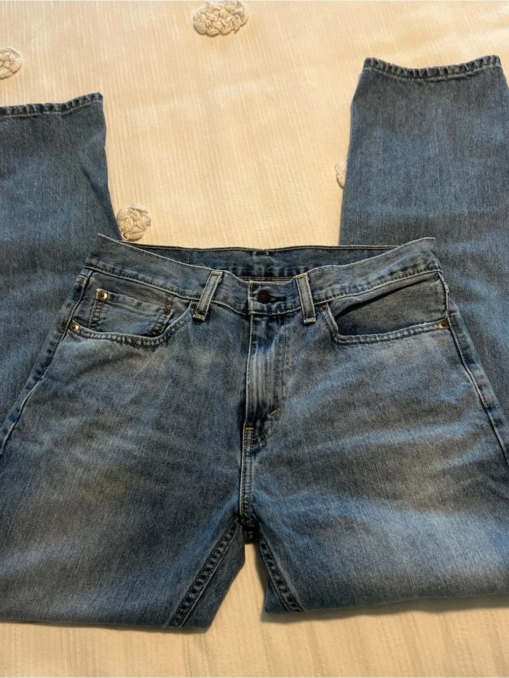 SOLD!! Men’s Levi’s 505 classic light denim jeans Size 31/32 - Picture 1 of 7